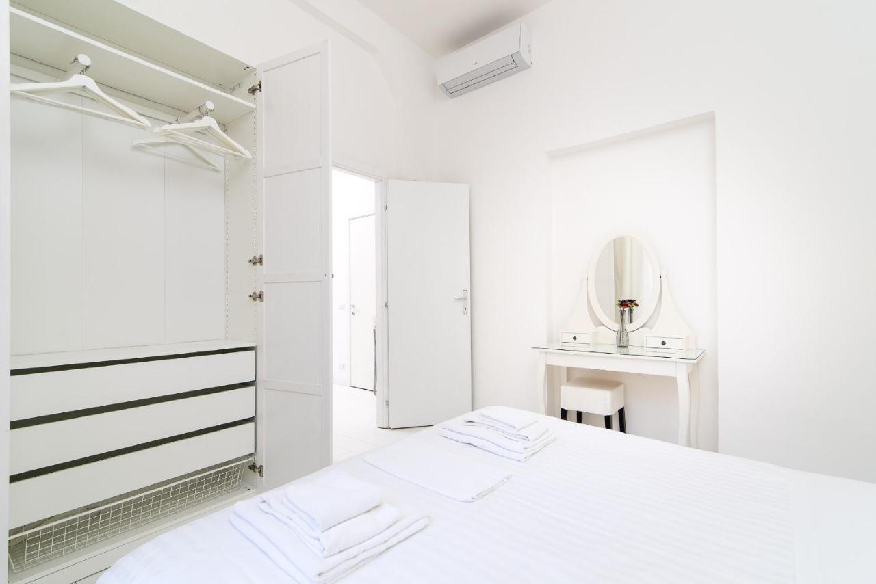 White Ostilia Apartments Rome Exterior photo